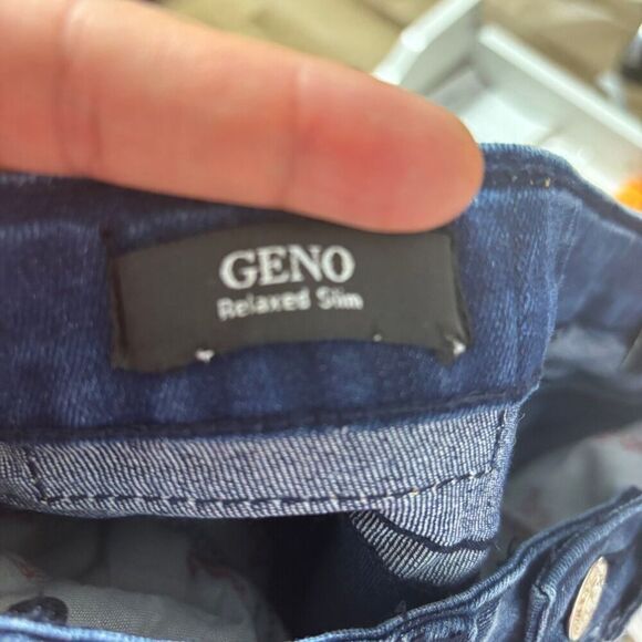 True Religion Geno Skinny Jeans 12 Blue Medium Wash Relaxed Fit Denim Ripped - Picture 10 of 13